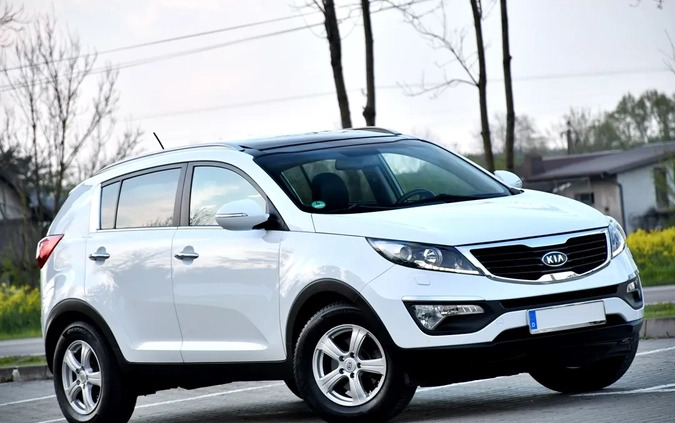 Kia Sportage cena 39900 przebieg: 161000, rok produkcji 2011 z Jasień małe 781